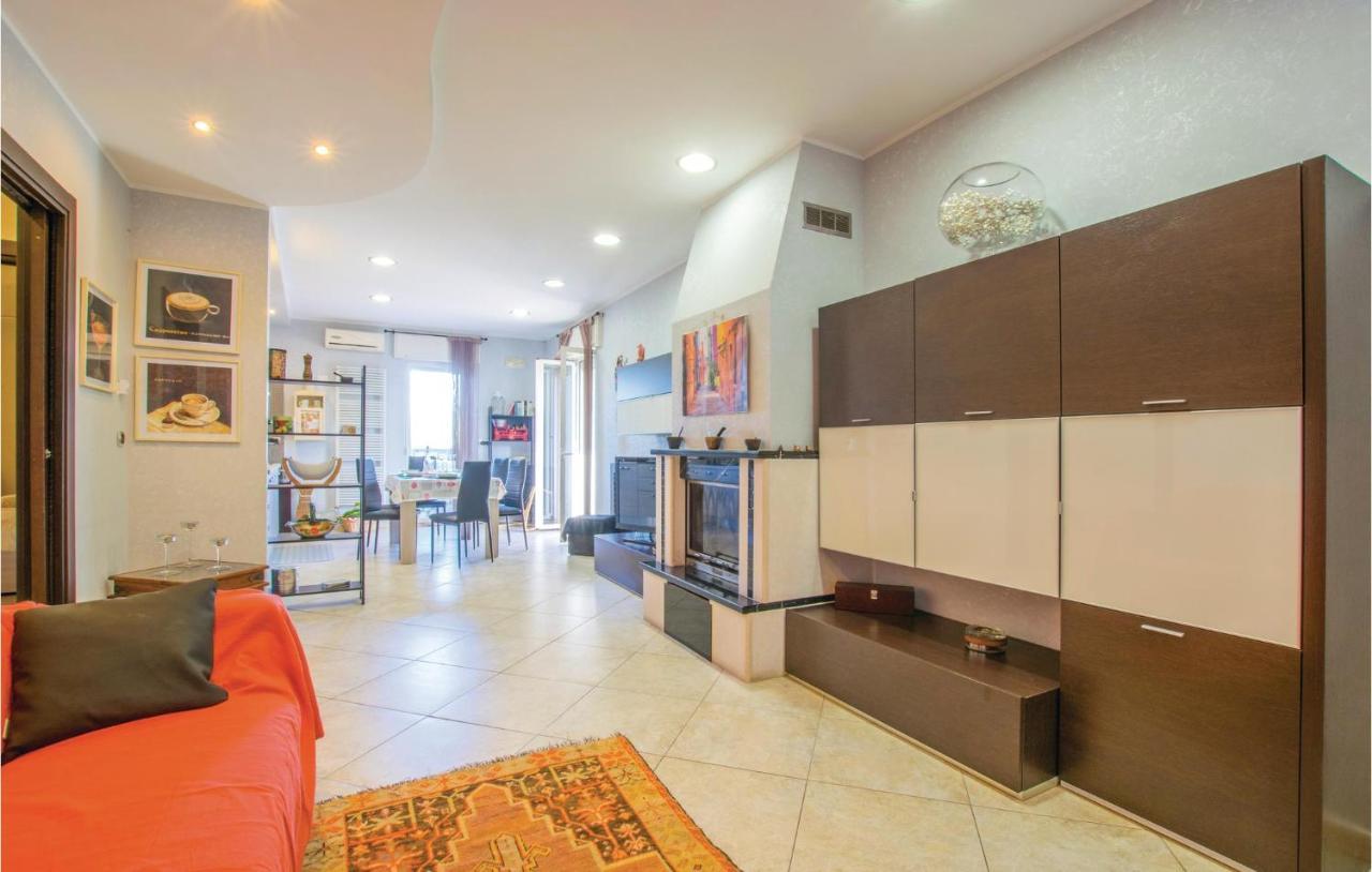 Awesome Apartment In Bari With Wifi Dış mekan fotoğraf
